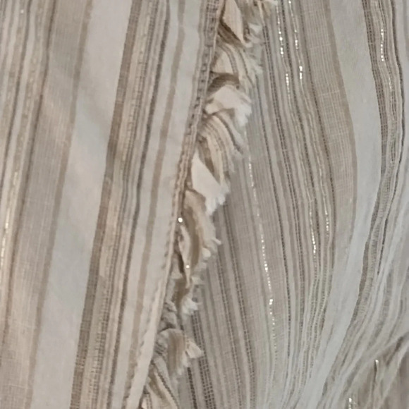 Cato Very Lightweight Cotton, Raw Edge, Tie Front Blouse Shacket Layering Piece - Picture 3 of 10